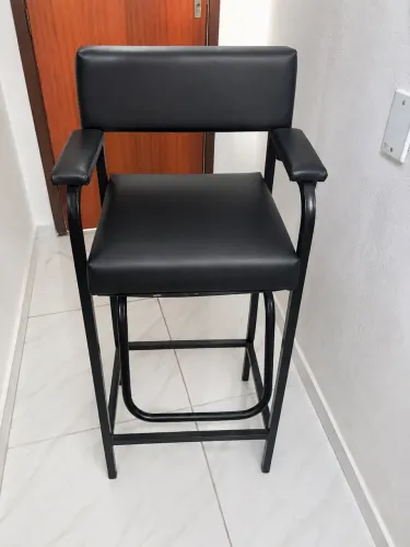 Cadeira de criança sentar para corta cabelo 