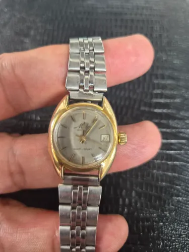 Relogio Mido feminino para revisão