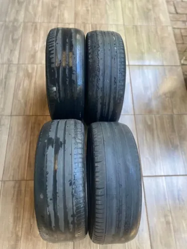 4 Pneus Michelin usados (descarte/reaproveitamento)