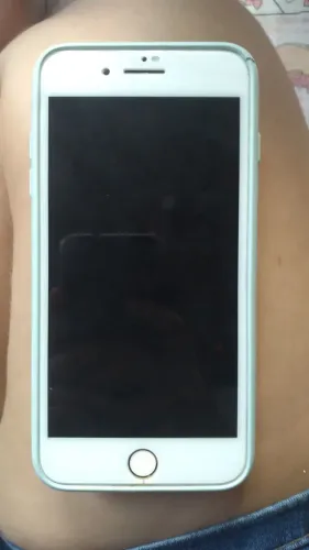 Vende-se um iPhone 7 plus
