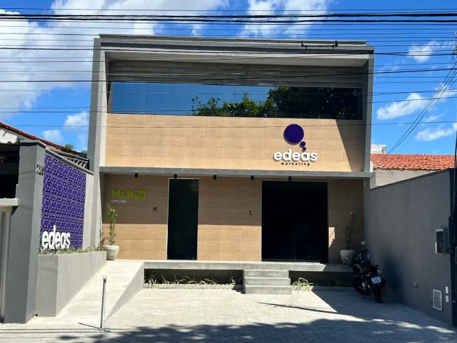 Salas comerciais no Lago Jacarey - 23m com banheiro