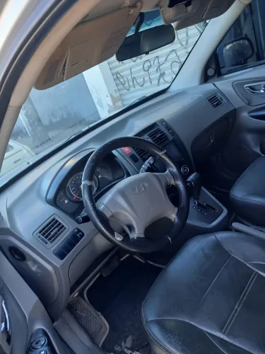 Hyundai Tucson 2.0 16V Aut. 2010