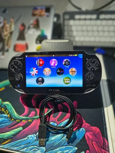 Ps Vita 4gb micro sd sistema original faço entrega