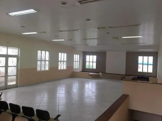 Sala Comercial para Venda em Sorocaba, Parque das Laranjeiras, 2 dormitórios, 3 banheiros,