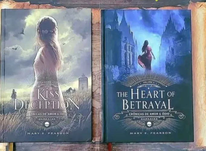 The Kiss of Deception/ The heart of betrayal PORTUGUÊS com mapa