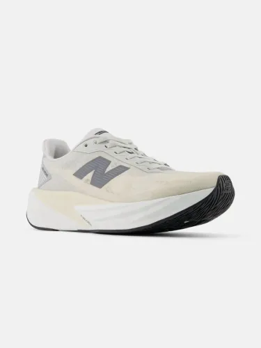 Tênis New Balance Fuelcell Rebel V5 feminino
