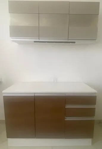 Vendo móveis por motivo de viagem