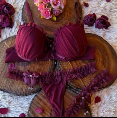 Iris lingerie