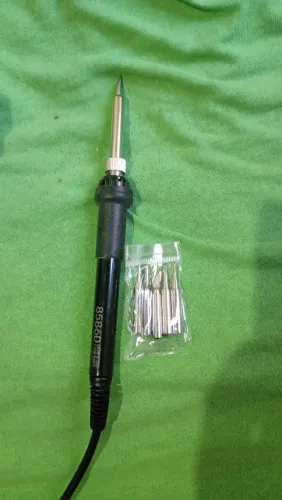 Vendo estação de retrabalho 127v nova
