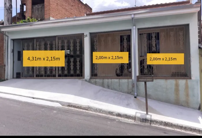 Portão de correr 3 folhas ( estrutura de aço e ferro fundido)