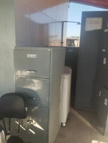Vendo armário