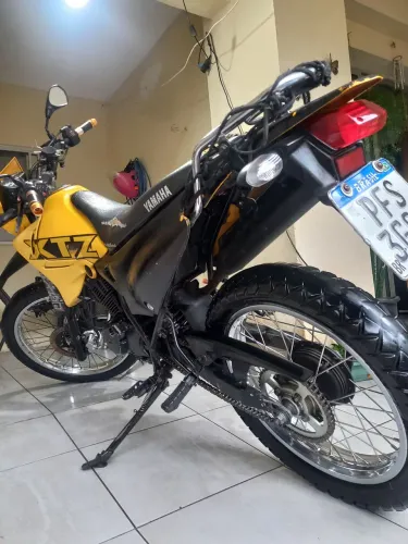 Moto XTZ 125 KC/ 2012/2013 toda em dia!