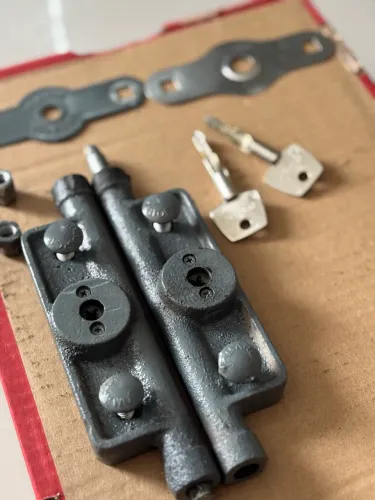 2 Fechadura Tetra Chave Trava Lateral Porta Enrolar