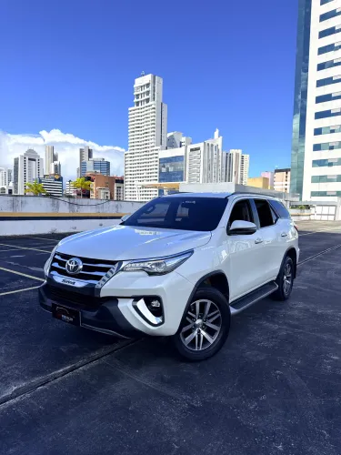 Toyota Hilux SW4 SRX 4X4 2.8 TDI 16V Dies. Aut. 2020
