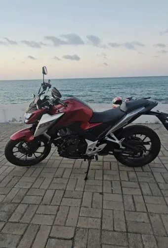 Honda CB Twister 300 ABS