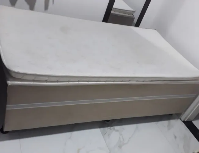 Cama solteiro