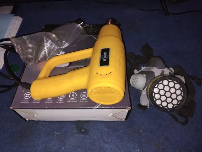 Soprador térmico 2200w,+máscara de pinturas.ambos seminovos.
