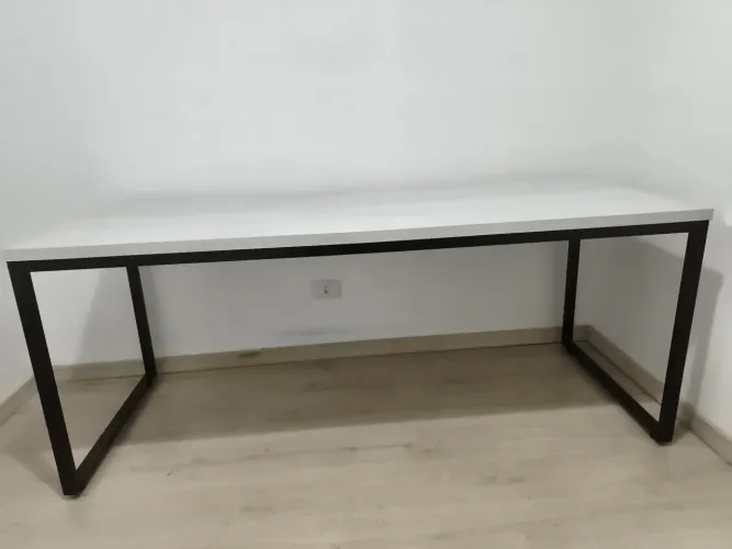Mesa para escritório 