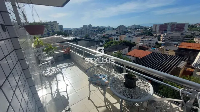 Apartamento com Varanda e Vista Livre em Prédio Pequeno no Cachambi! RO01X