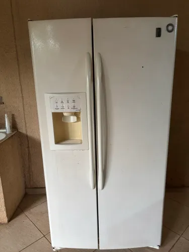 Geladeira GE