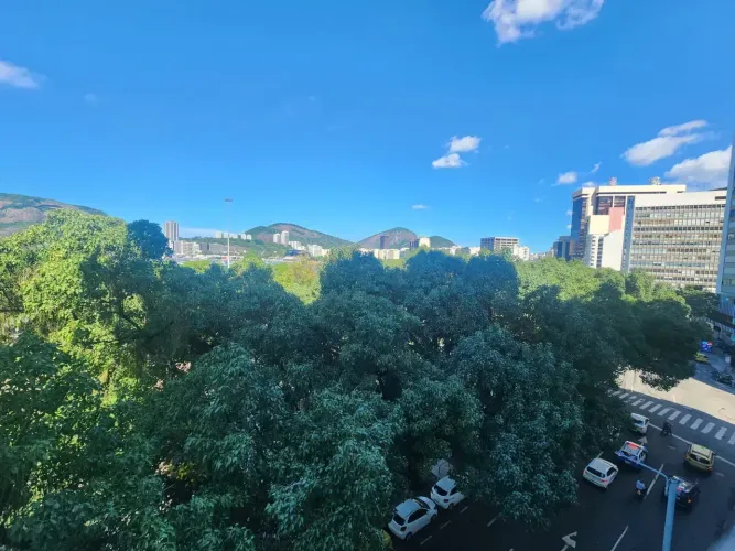 Praia de Botafogo 4 Quartos, sendo 1 Suíte