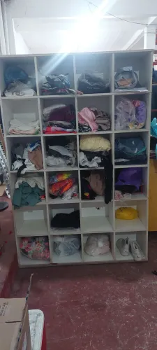 Comeia de 24 nichos