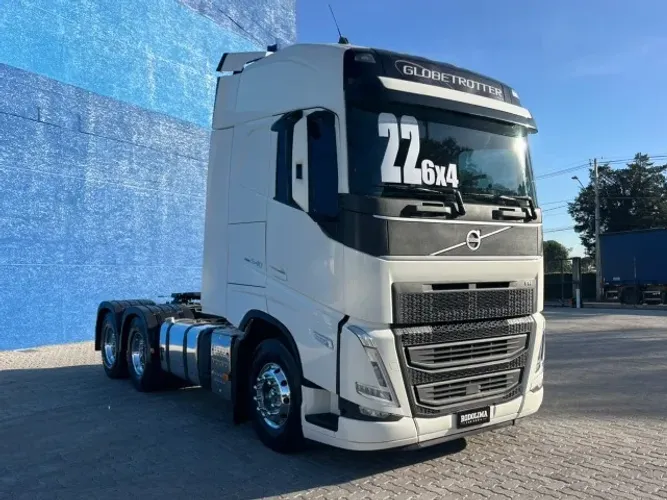 Caminhão Volvo FH 540 6x4 ano 2022 Susp. Mola e Pacote Sc