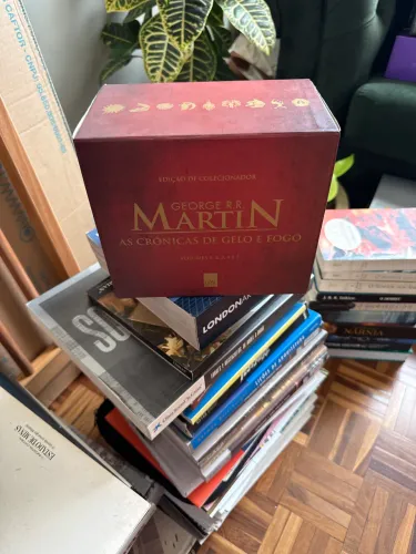 ? Box Game of Thrones - As Crônicas de Gelo e Fogo (Completo)