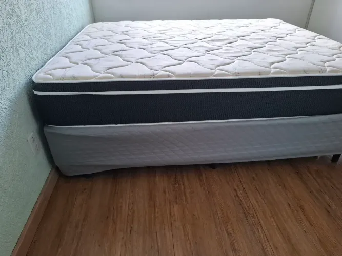 Cama box casal (Queen)