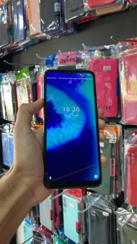 Moto G8 Power Lite - 64GB - SemiNovo