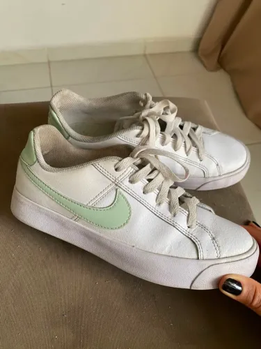Tênis Nike Court Royale AC