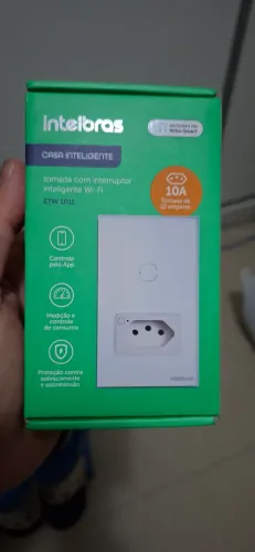 Interruptor e tomada inteligente wifi intelbras
