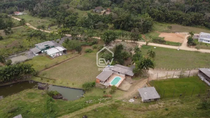 Sítio com Área Total de 97.372,38m² em Jaraguá do Sul, SC