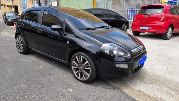 Fiat Punto Attractive Italia 1.4 F.flex 8V 5P 2013
