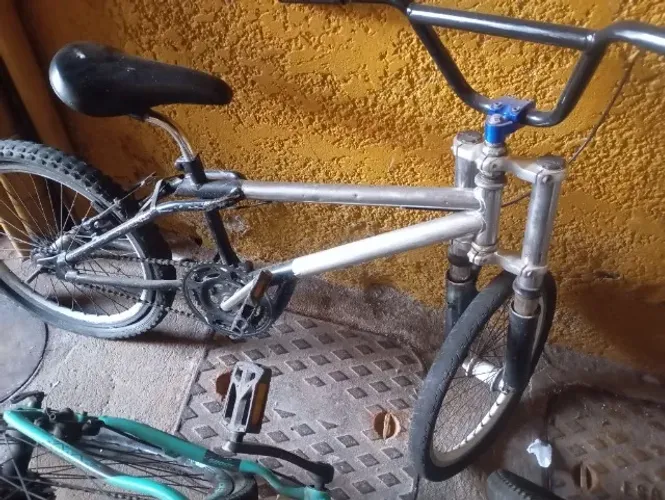 Bicicleta cromada 