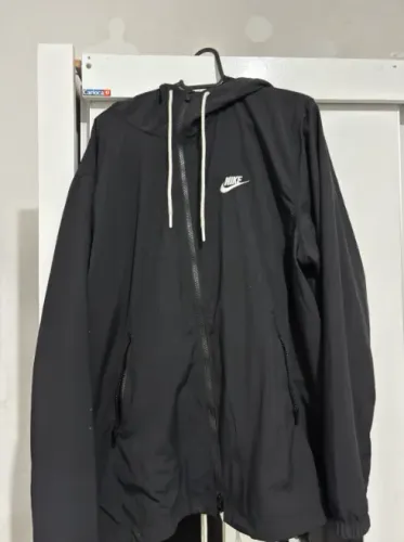JAQUETA NIKE ORIGINAL