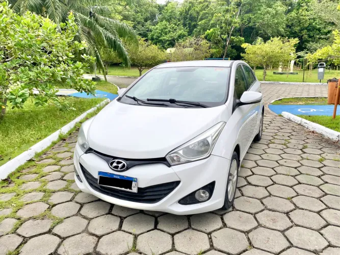 Hyundai HB20S Premium 1.6 Flex 16V Aut. 4P 2015