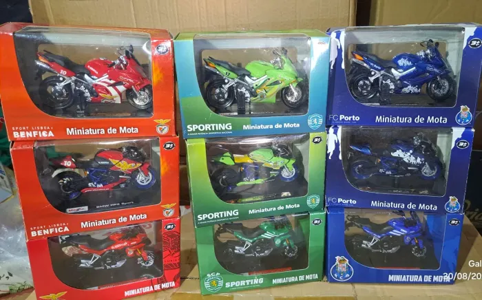 Miniaturas de Moto Times de Portugal 1:18