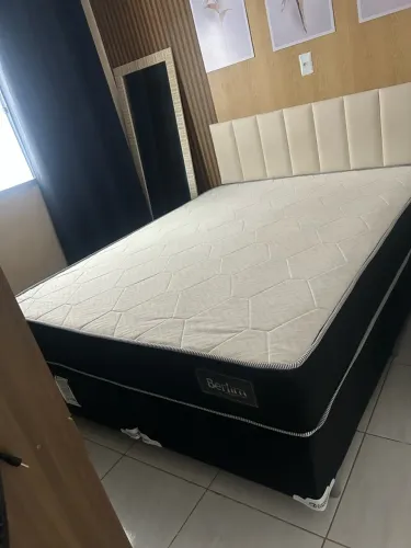 Cama queen