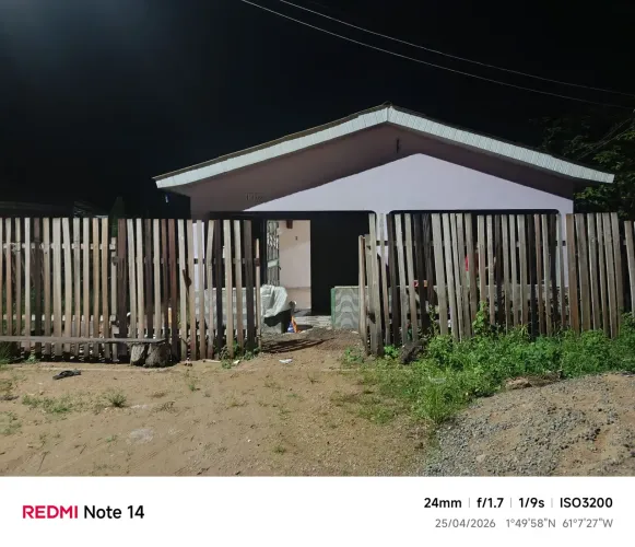 Vendo ou troco casa em Caracaraí, aberto a negociação 