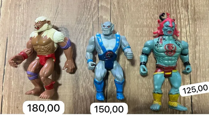 Bonecos Thinder Cats para colecionadores e amantes do clássico desenho