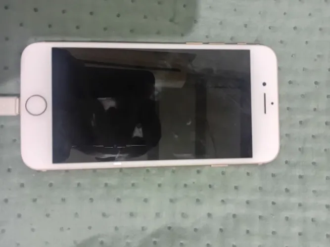 Iphone 8. Gb 64. Bateria 100%