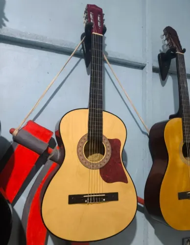 Violão Kantana
