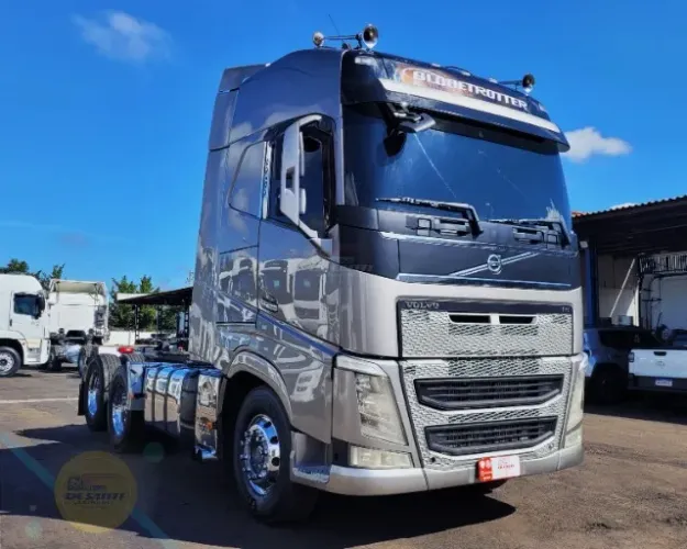 Volvo Fh 460 I-shift 6x2 Ano 2017/17 Globetrotter