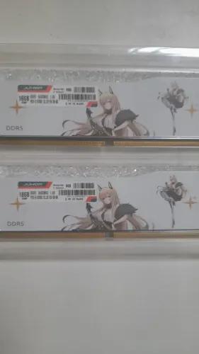 1 MODULO DE MEMORIA RAM 16gb DDR5 MARCA JUHOR 4600mhz GAMER COM DISSIPADOR E ILUMINACAO