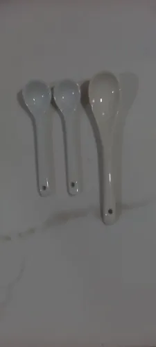 Colheres de porcelana