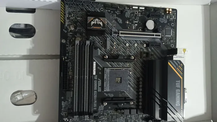 Placa-Mãe ASUS TUF A520-PLUS II AM4 DDR4 -NOVA