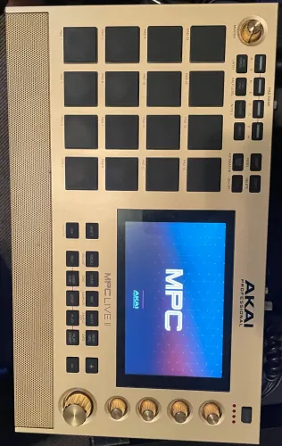 Akai MPC Live 2 Gold
