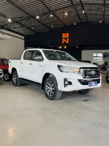 Toyota Hilux CD SRV 4X4 2.8 TDI Diesel Aut. 2020