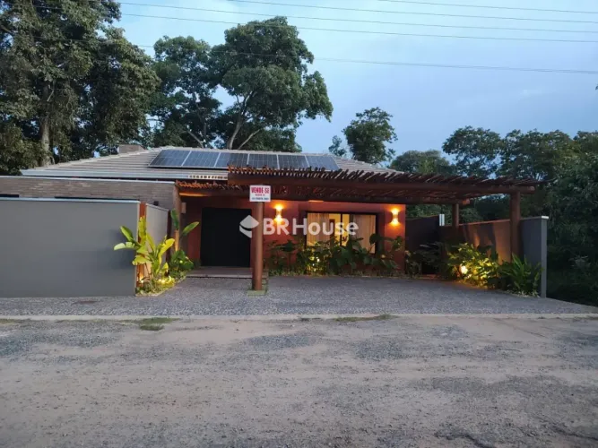 Casa com Piscina